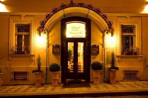 Hotel Donatello Prag Dış mekan fotoğraf