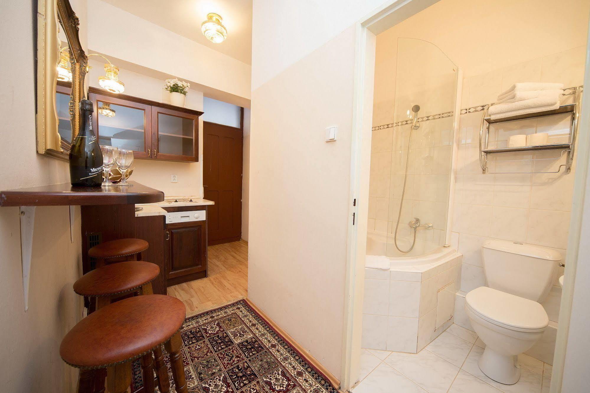 Hotel Donatello Prag Dış mekan fotoğraf