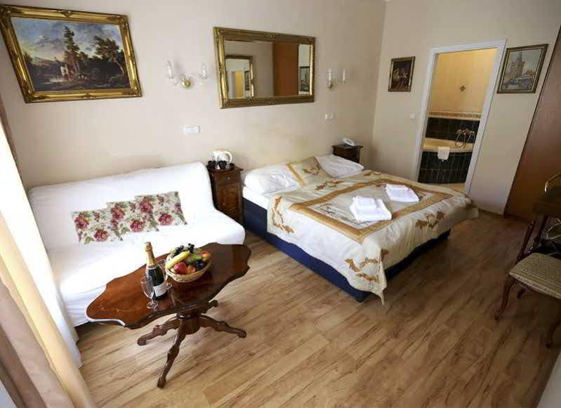 Hotel Donatello Prag Dış mekan fotoğraf