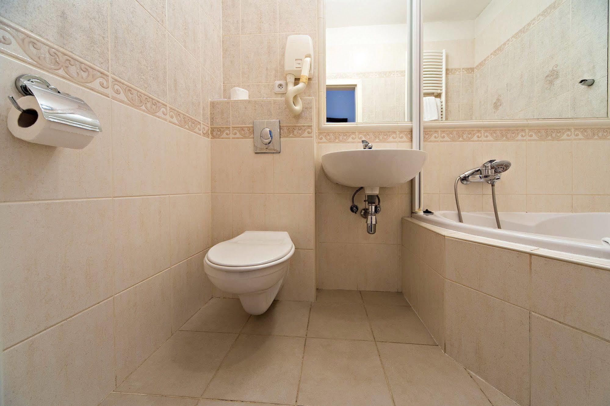 Hotel Donatello Prag Dış mekan fotoğraf